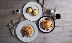 Breakfast Eggs Benedict, Waffles & Pancakes