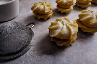 Viennese biscuits with Sweet Snow®